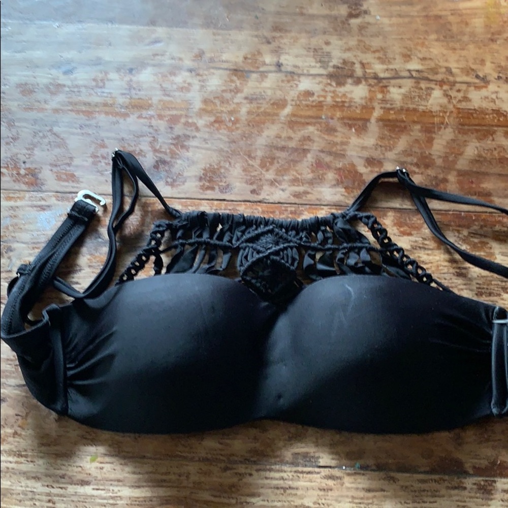 Size m bikini top